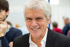 Claude Sérillon...