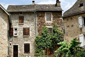 Chaudes-Aigues fait...