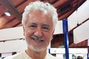 Eric GIAGOMETTI :...